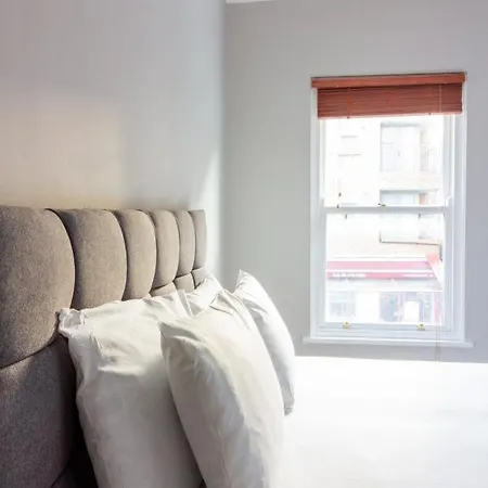 Semesterbostad Guestready - Lovely Base Near Oscar Wilde's House *