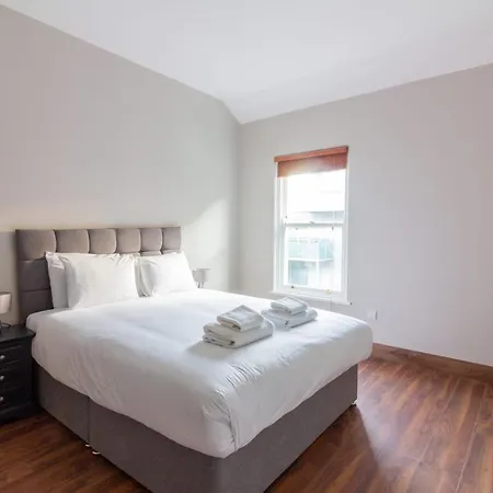 Guestready - Lovely Base Near Oscar Wilde's House Ferienhaus