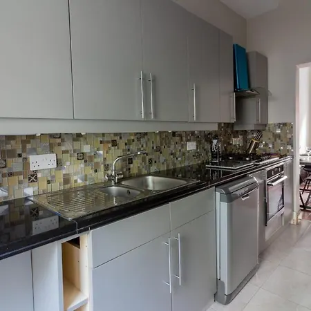Guestready - Lovely Base Near Oscar Wilde's House *